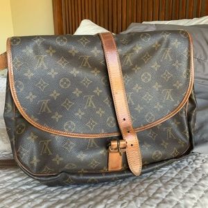 LV Auth Saumur 35 Crossbody